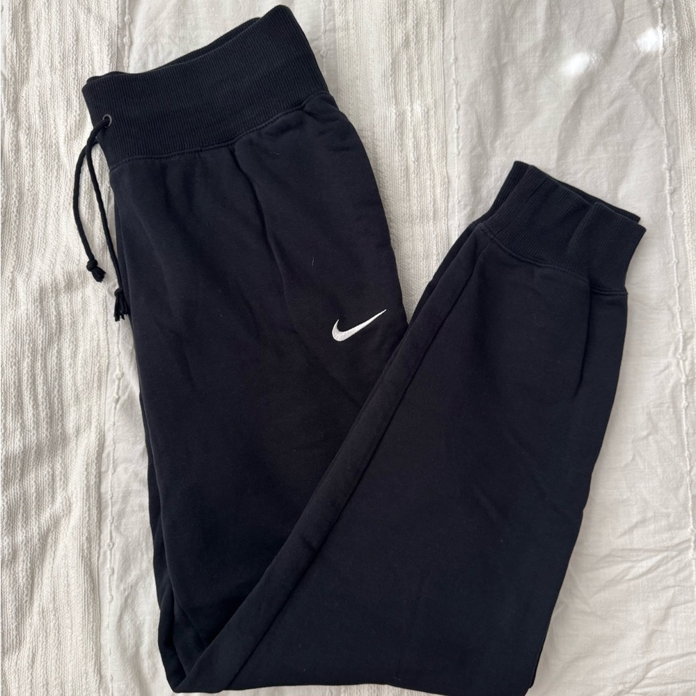NWNT Nike Phoenix Fleece Sweats